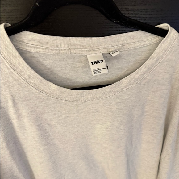 TNA Melrose Tee *Gray* - Picture 7 of 10